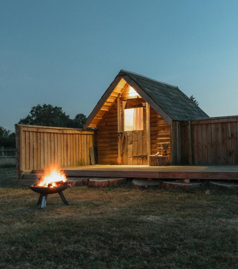 Glamping At The Retreat Wiltshire Is Rural Bliss Villa Chippenham  Luaran gambar