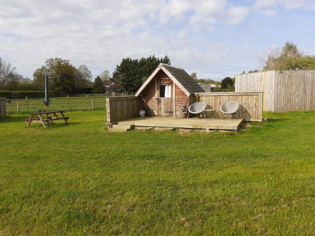 Glamping At The Retreat Wiltshire Is Rural Bliss Villa Chippenham  Luaran gambar