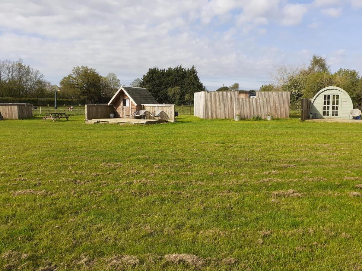 Glamping At The Retreat Wiltshire Is Rural Bliss Villa Chippenham  Luaran gambar